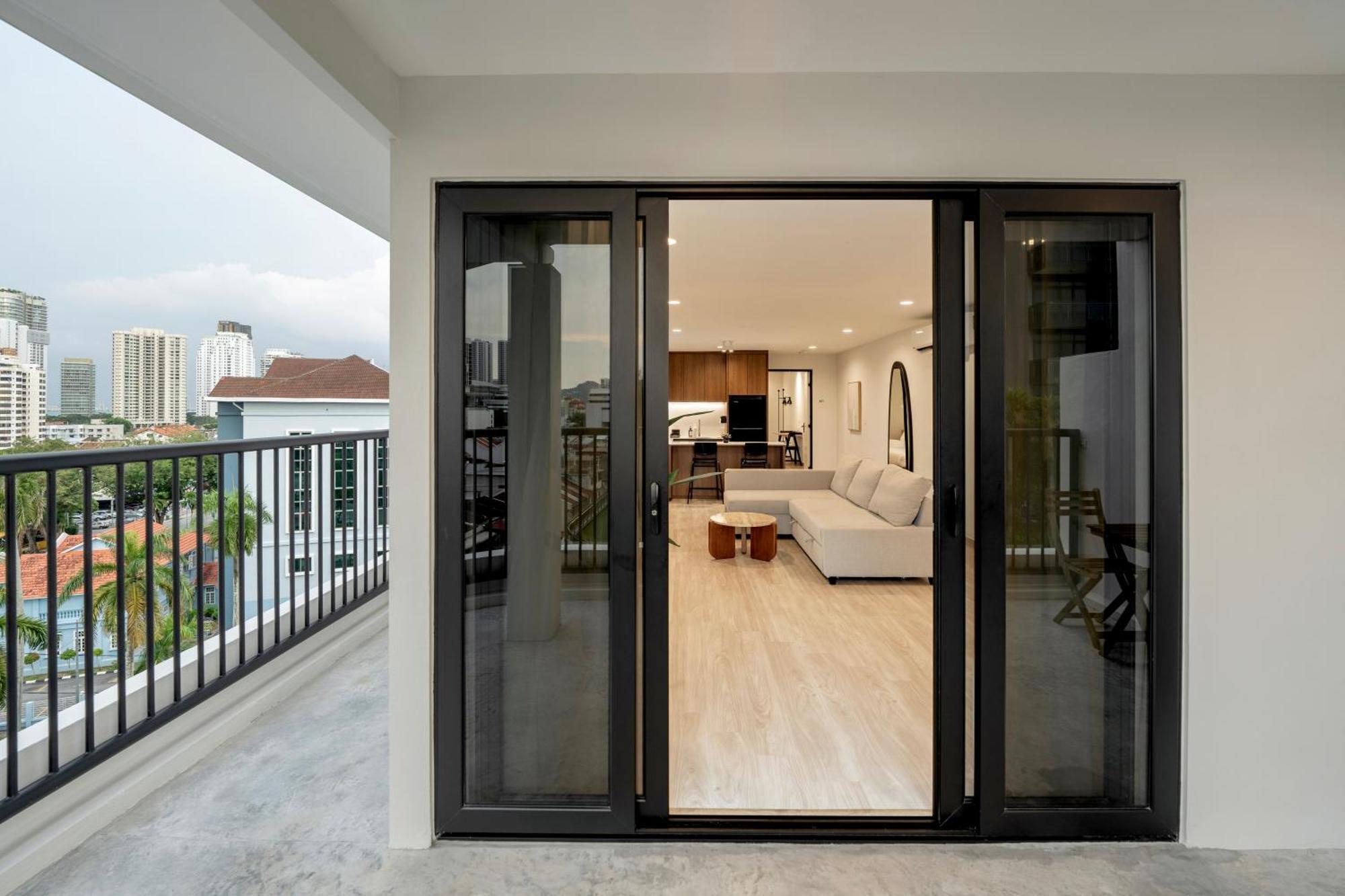 Codrington House - Boutique Apartments George Town Exteriör bild